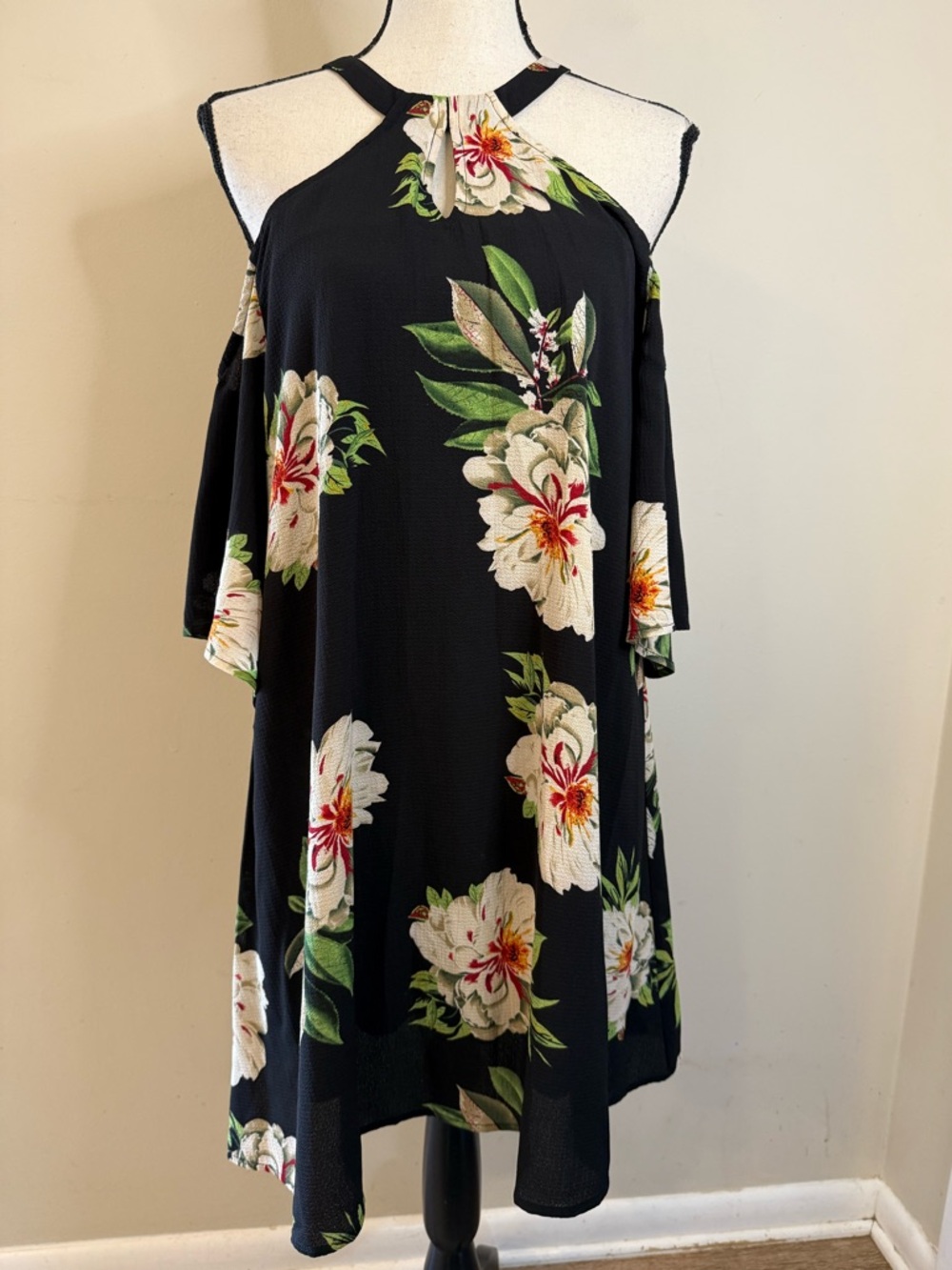 Jodifl floral midi cold shoulder black dress SZ SM
